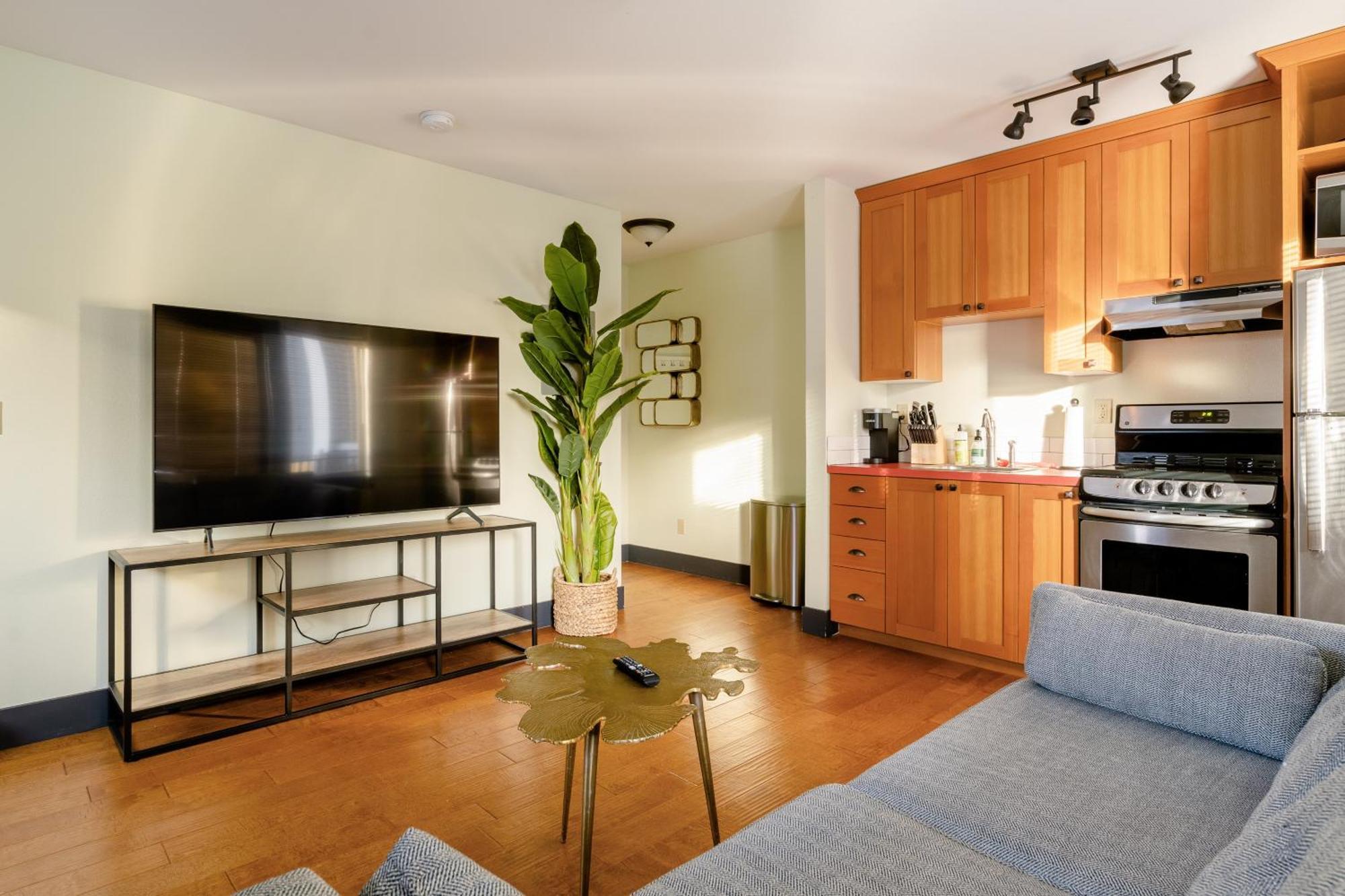 Stay Portland Collection - Color Splash Apartment In The Heart Of Πόρτλαντ Εξωτερικό φωτογραφία